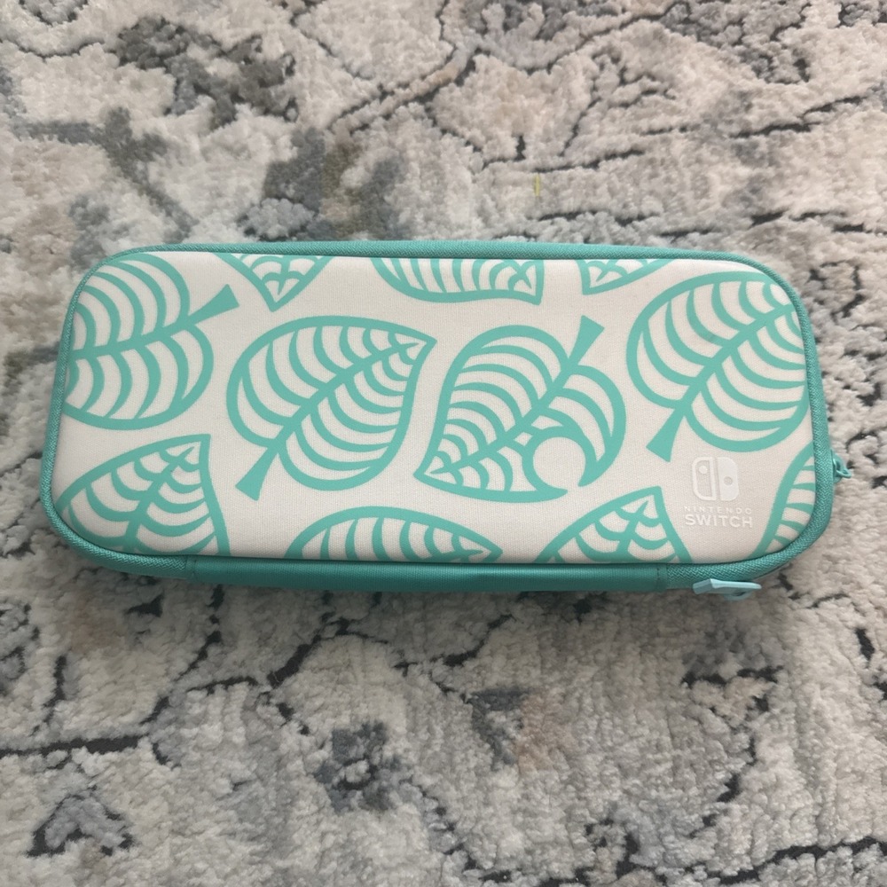 Nintendo Switch Lite Animal Crossing-Style Leaf Pattern Green And White